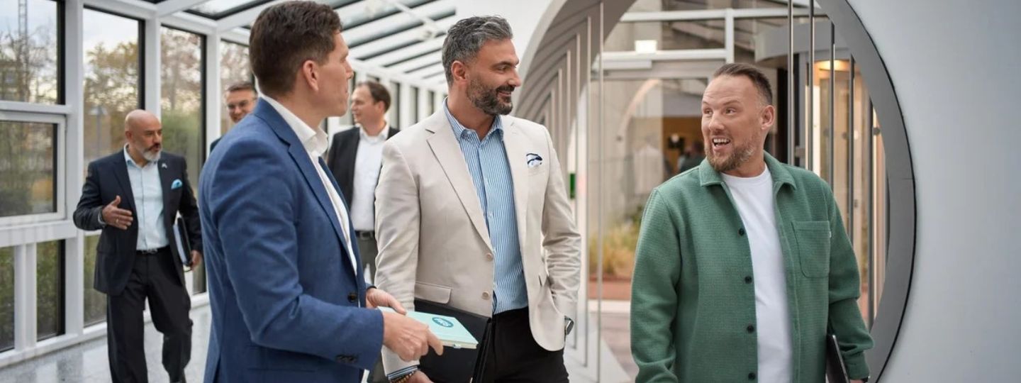 Vertriebsspezialisten Kapitalanlagen im Gespräch