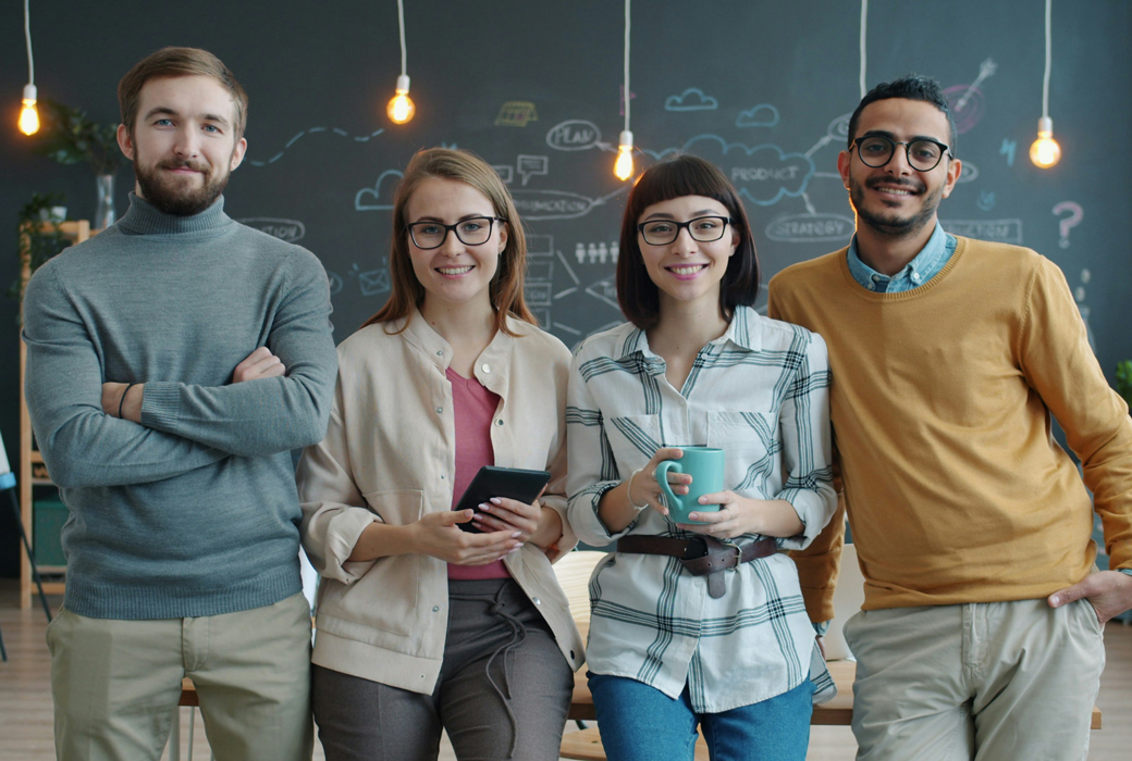 Das Team der {ad.agentur.name}